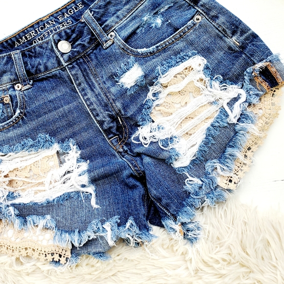 AEO Hi-Rise Destroyed Cheeky Lace Jean Shorts - Picture 2 of 11